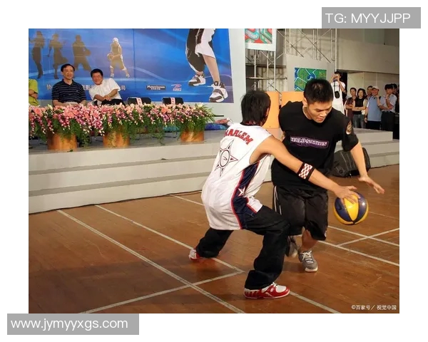 南京篮球队快攻战术解析：深度剖析其成功背后的秘密与策略